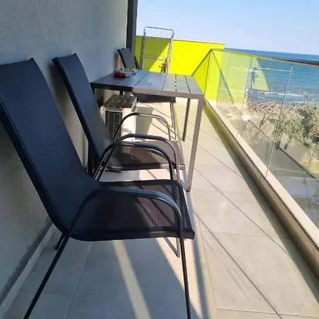 Hampton 3 By Alz Appartement Năvodari