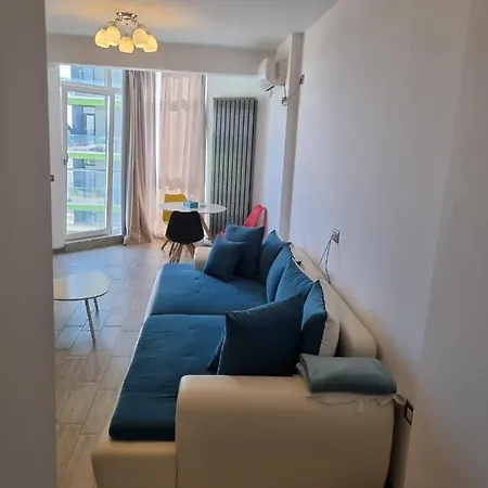 Hampton 3 By Alz Năvodari